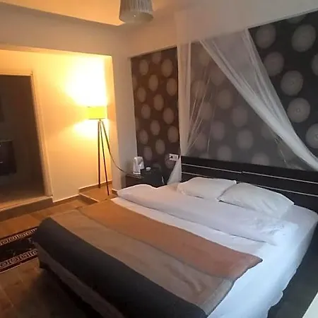Goelyaka Bed & Breakfast 3*