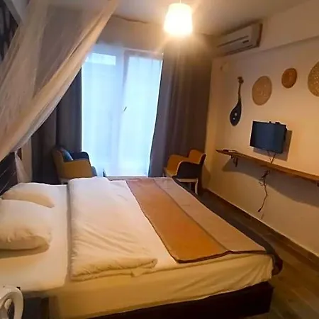 Bed & Breakfast Goelyaka 3*