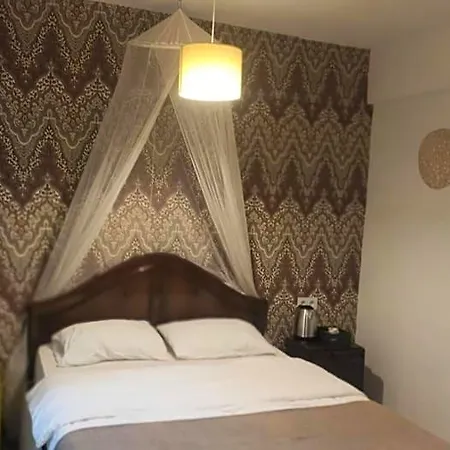 Bed & Breakfast Goelyaka 3*